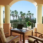 Almar Timi Ama & Hotel